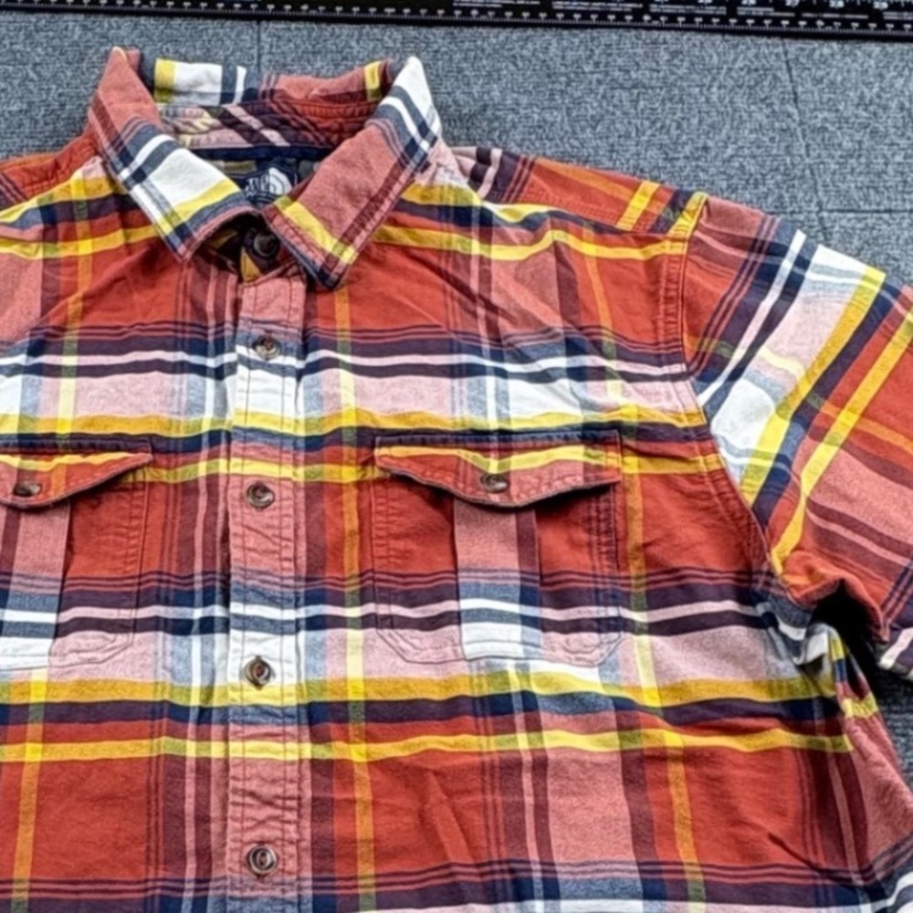 The North Face Mens XL Red Yellow Plaid Flannel Long Sleeve Button Down Shirt